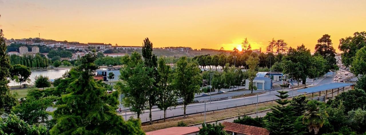 Stylish And Elegant Studio - Best View And Location In Coimbra Downton Luaran gambar