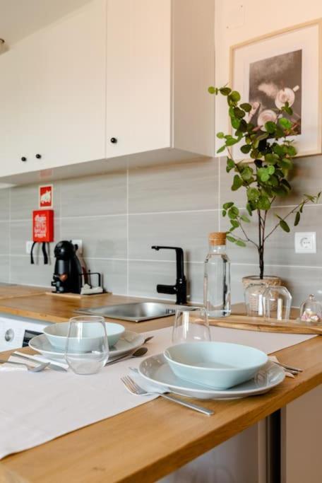 Stylish And Elegant Studio - Best View And Location In Coimbra Downton Luaran gambar